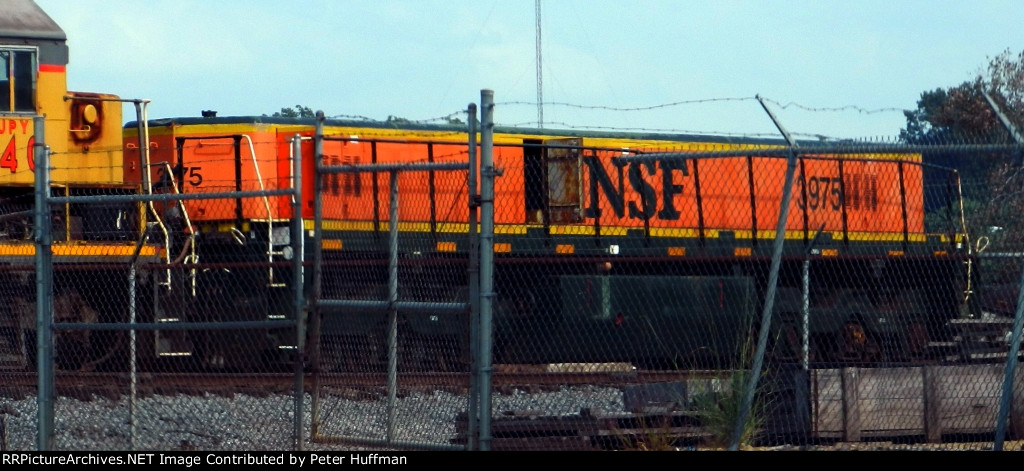 BNSF 3975